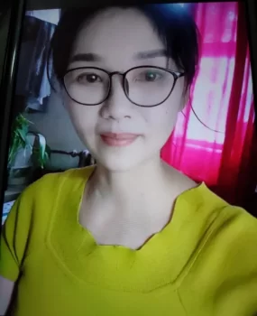 有气质的轻熟姐姐