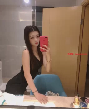 给你扮性奴的妹子，很刺激很好玩