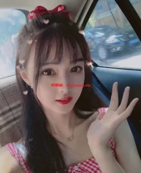 杭州嫩模首次下水