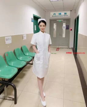 探店龙亭兼职外围，白天做护士，晚上接客